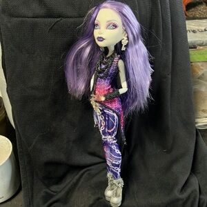 Vintage Monster High doll, Spectra Vondergeist OG1, picture day 2010 edition